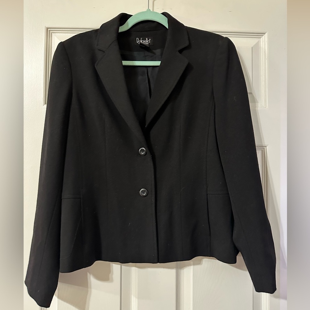 Black blazer size 12P in excellent condition